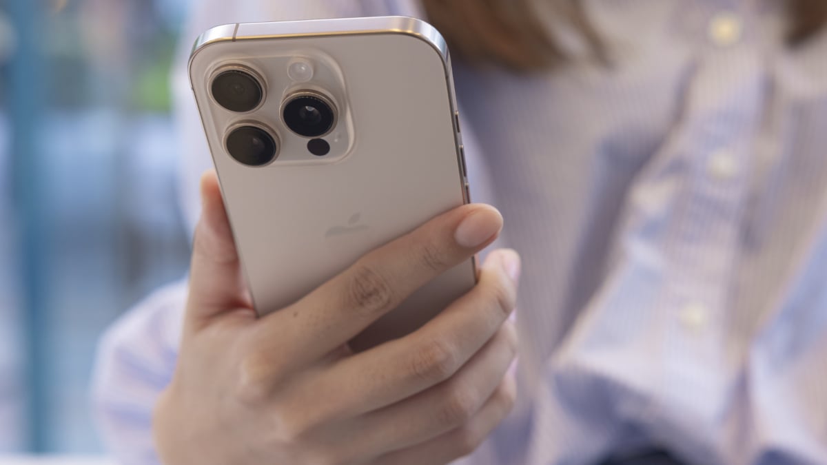 Apple is planning a massive iPhone camera upgrade, but it won’t come soon